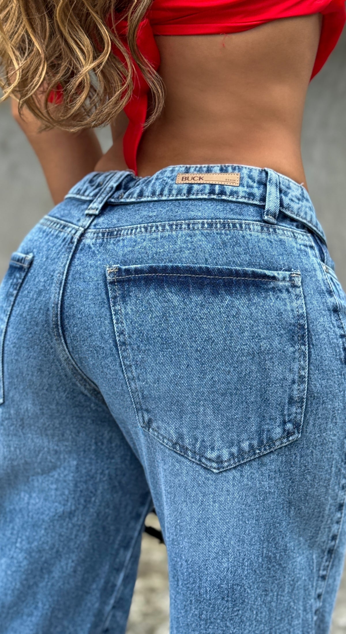 BOTA RECTA CO ROTOS AZUL  BUCK LOS MEJORES JEANS DE COLOMBIA
