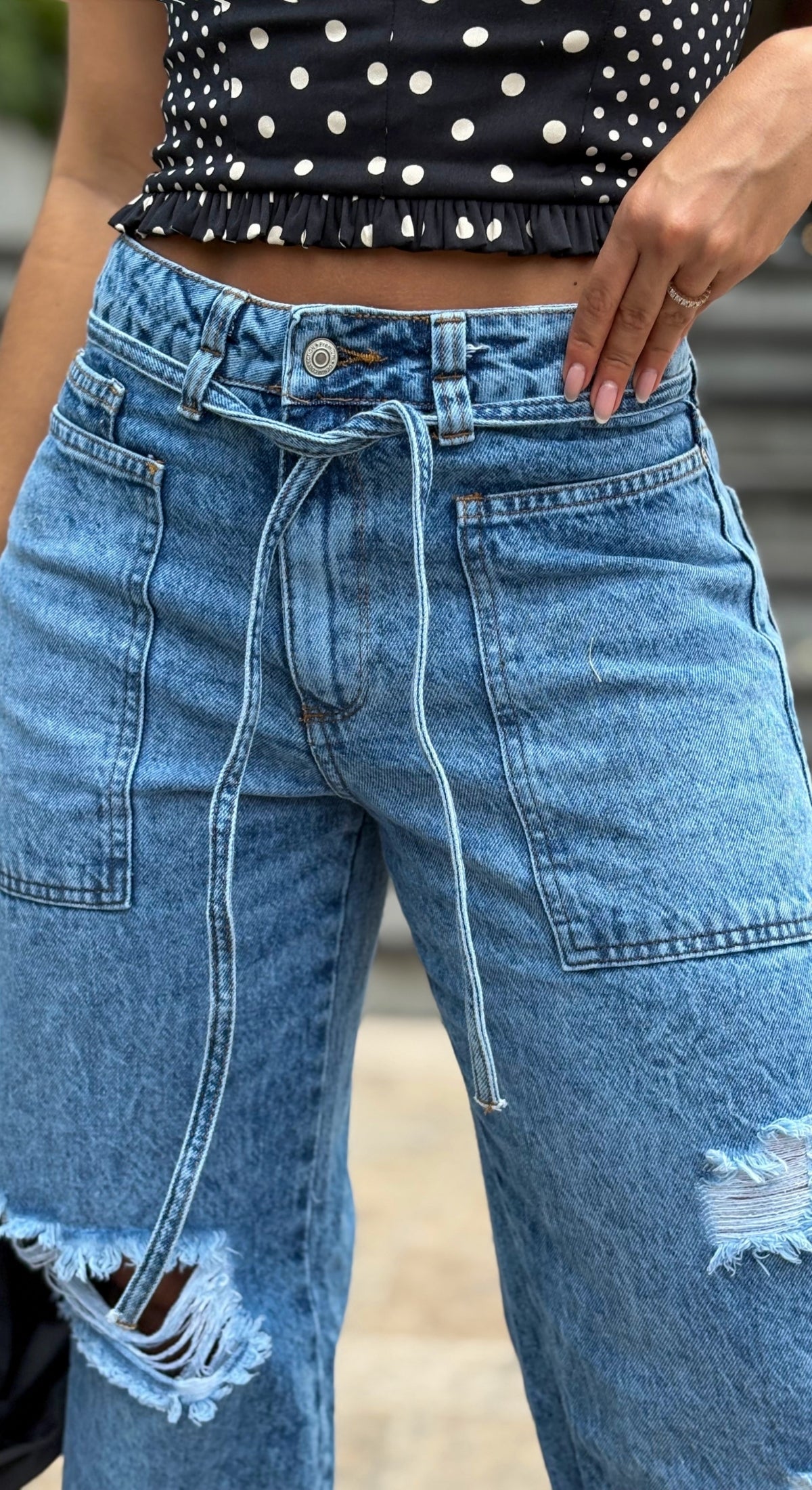 BOTA RECTA CINTURON AZUL CON CORDÓN BUCK LOS MEJORES JEANS DE COLOMBIA