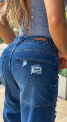 Jean Bota recta CON ROTOS BUCK JEANS